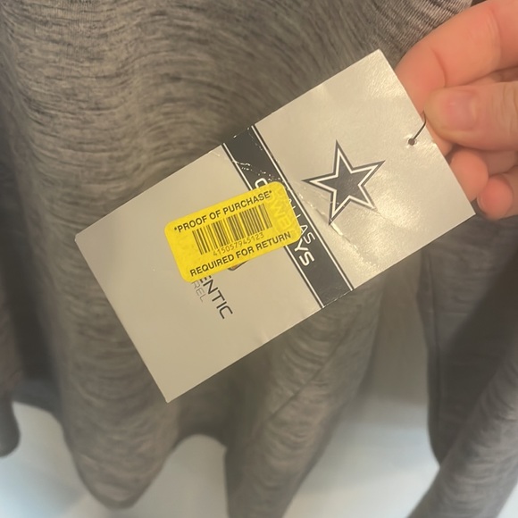 ⭐️ Dallas Cowboys ⭐️ Large Mens Grey Pullover Long Sleeve Hoodie - NWT! - Picture 4 of 5